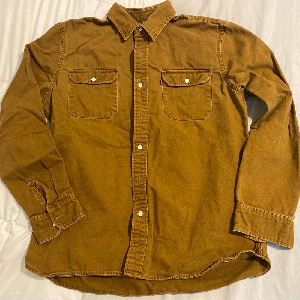 SOLD Levi’s Button Down Shirt